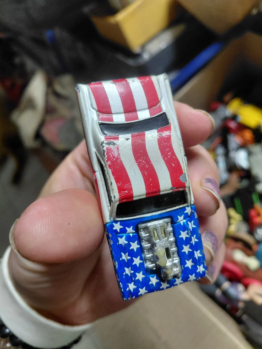 1:64 scale Muscle Machines '69 Camaro die-cast toy car from Funline